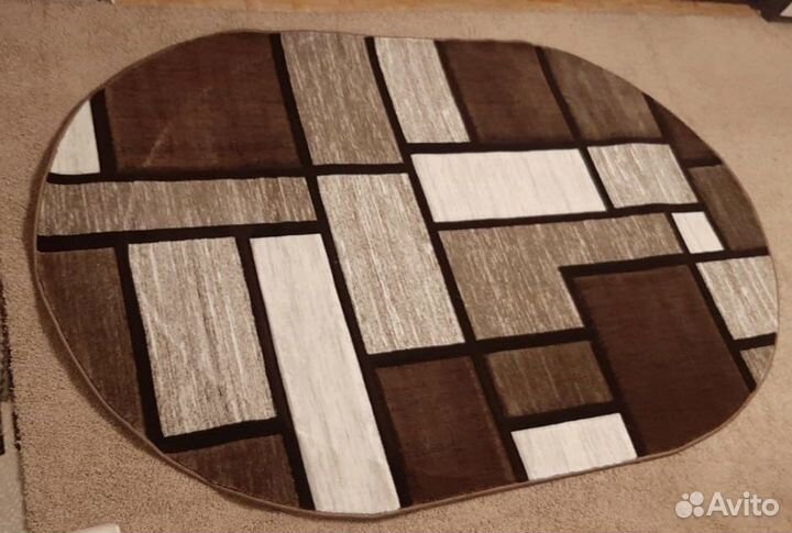 Ковер круглый новый