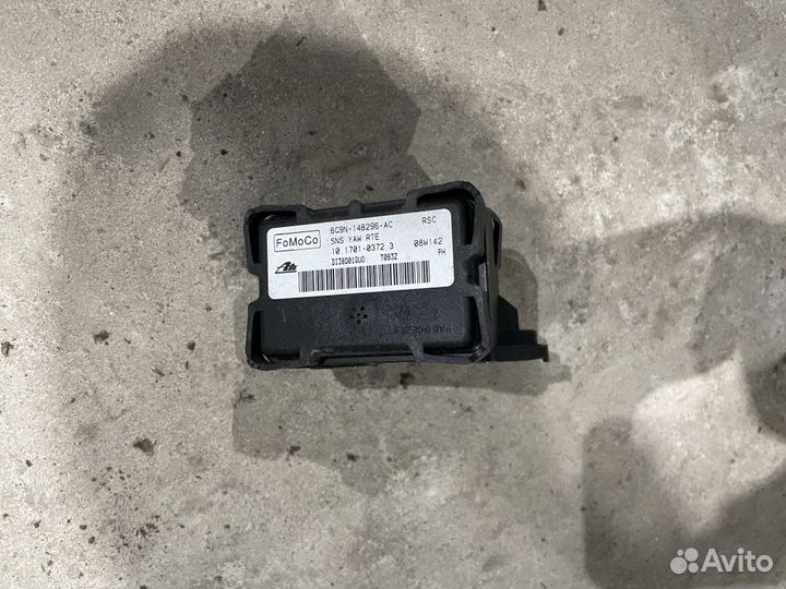 Датчик ускорения land rover freelander 2