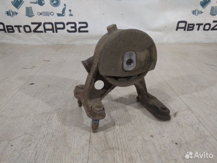 Подушка двигателя задняя Toyota Rav4 ACA33 2azfe
