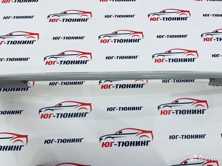 Спойлер на багажник SLK-Class R172 Тайвань