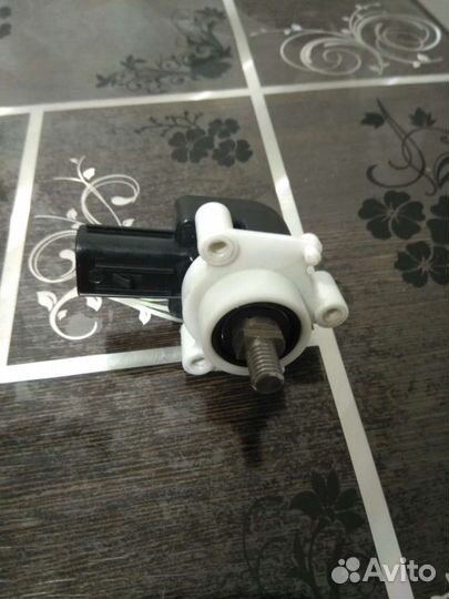 Датчик положения кузова Лексус RX-3 с 2009г.в