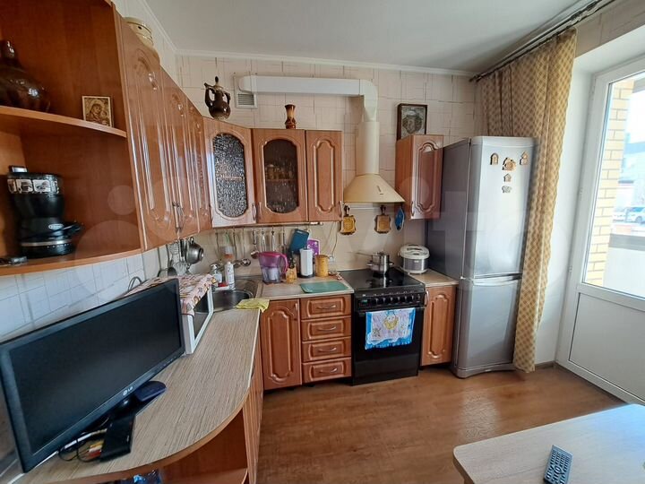 1-к. квартира, 32 м², 1/9 эт.