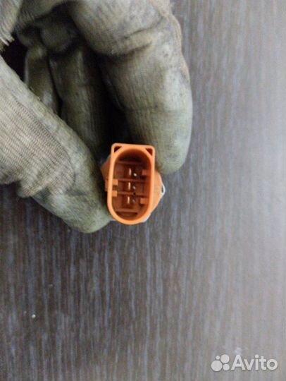 Датчик давления в топливной рампе Audi Q5 I 8R