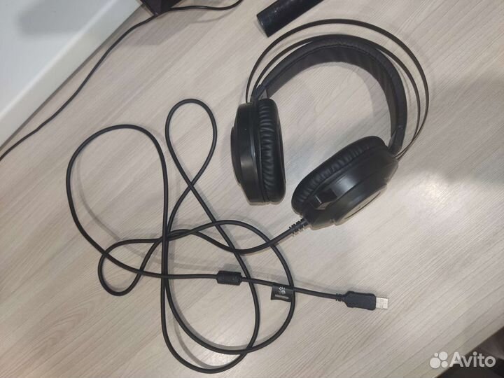 Игровые наушники с микрофоном