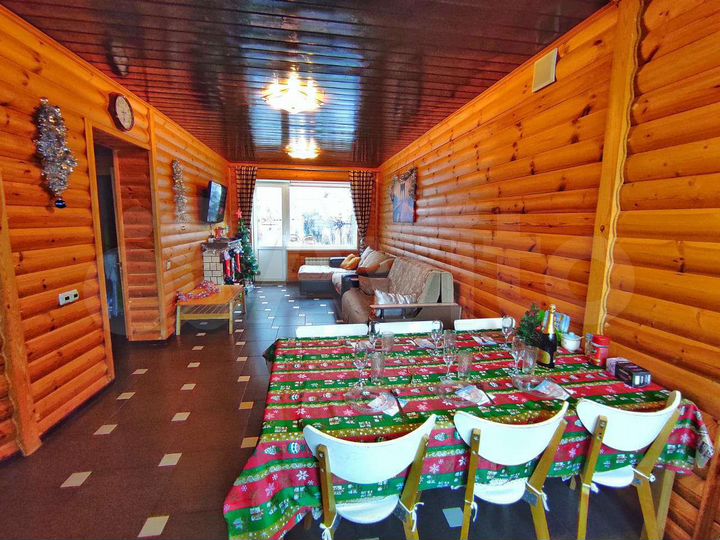 Таунхаус 110 м² на участке 1 сот.