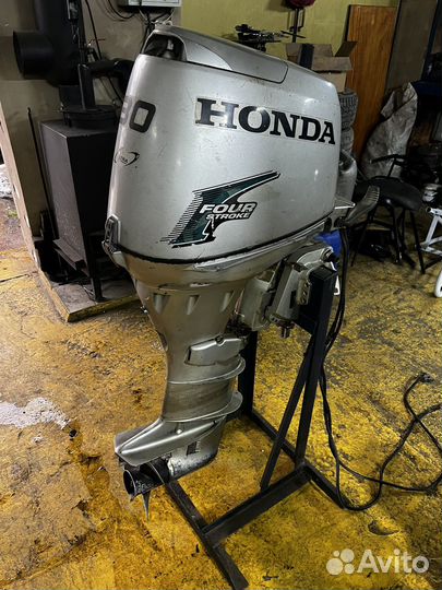 Лодочный мотор