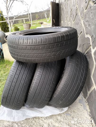 Cooper Discoverer HTS 2.25/65 R17 102H