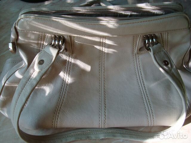 Белая (бежевая) сумка