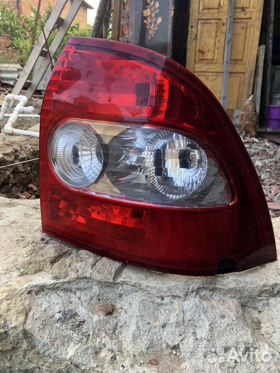 Задние фонарь priora