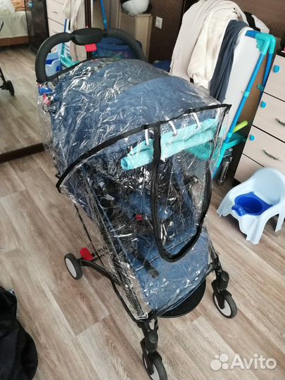 Прогулочная коляска yoya