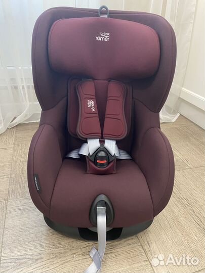 Автокресло Britax romer trifix2 i size