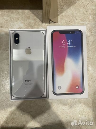 iPhone X, 256 ГБ