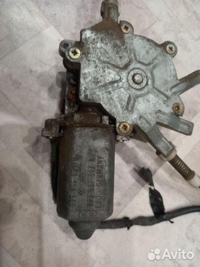 Передние электроподьёмники