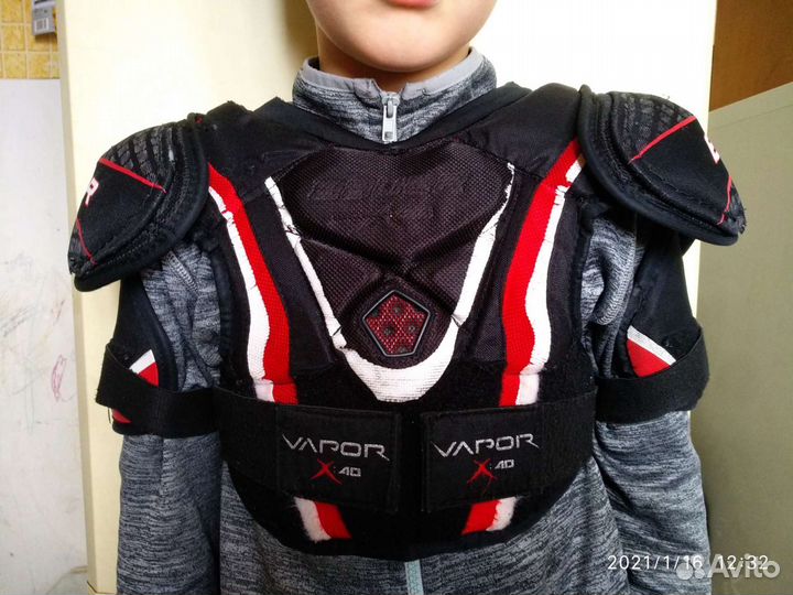 Нагрудник Bauer 7-9 лет