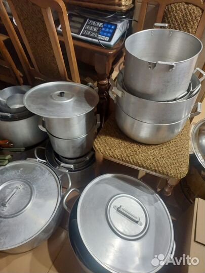 Набор кастрюль