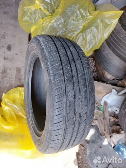 DoubleStar DH02 205/55 R16 94V