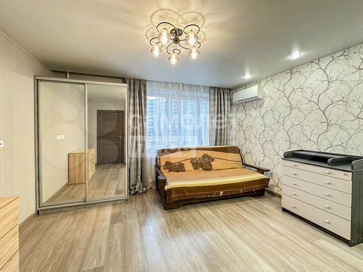 2-к. квартира, 58 м², 9/17 эт.