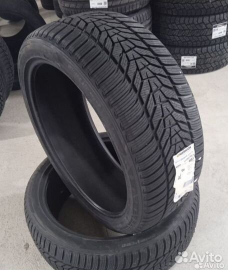Hankook Winter I'Cept Evo 3 W330 285/40 R19 107V