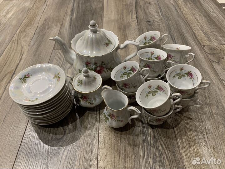 Сервиз чайный на 12 персон