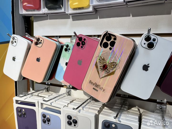 Чехлы для iPhone и Android