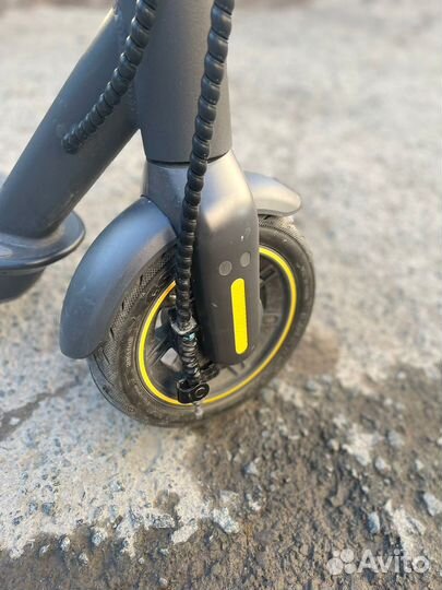 Электросамокат Ninebot kickscooter max g30p