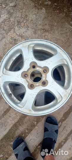 Автомобильные диски r15