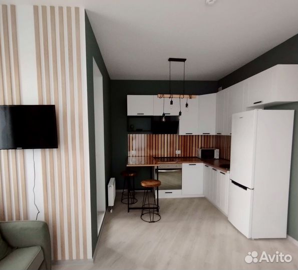 Кухня угловая белая