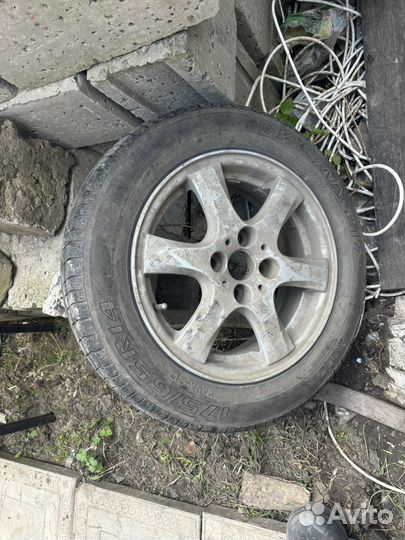 Литой диск гранта r14