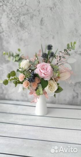 Искусственный букет цветов
