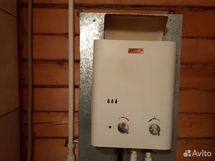 Газовая колонка бу Вектор