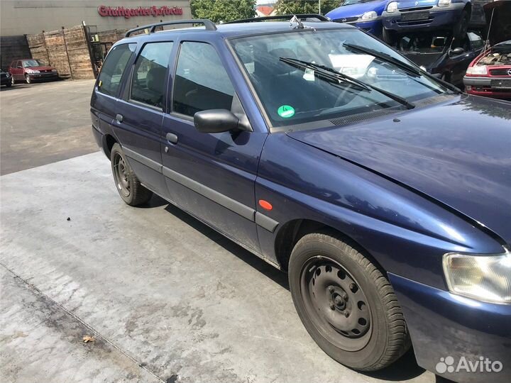 Разбор на запчасти Ford Escort 1995-2001