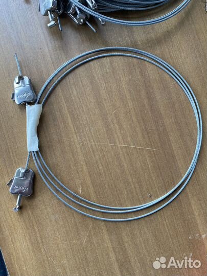 Крючок zipper для подвески картин