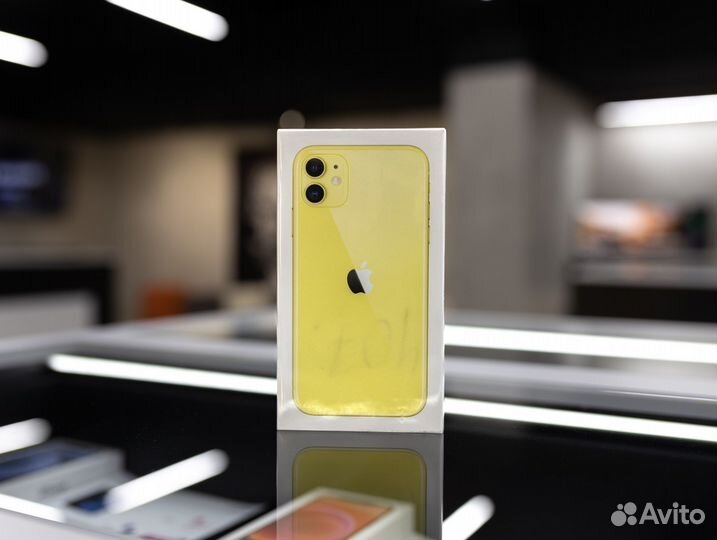 iPhone 11 256GB Yellow Новый