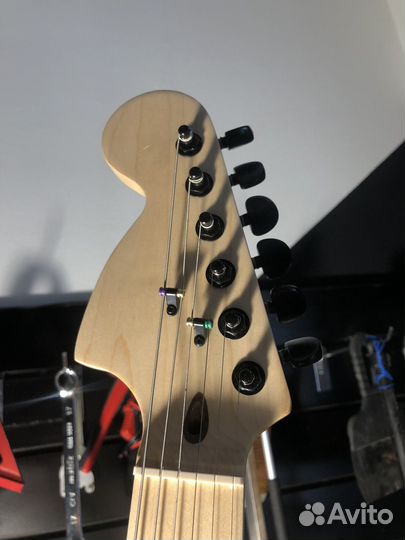 Электрогитара stratocaster