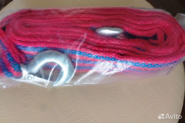 Трос буксировочный 5м