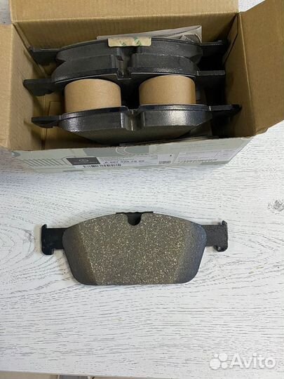 Колодки передние Mercedes GL (X166) GLE (W166)