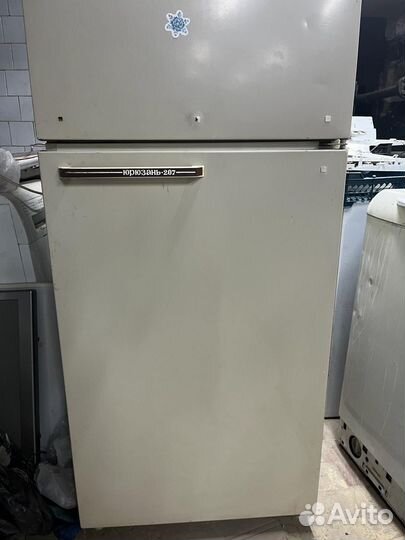 Холодильник юрюзань СССР