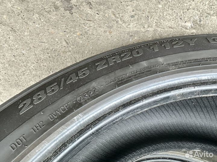 Kumho Ecsta PS71 285/45 R20