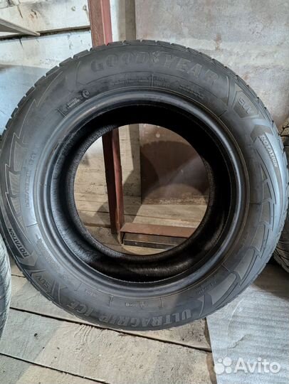 Goodyear UltraGrip Ice 225/60 R18 104T