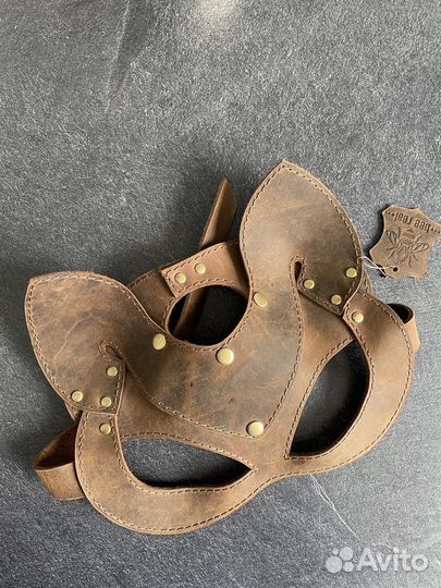 Маска кожаная