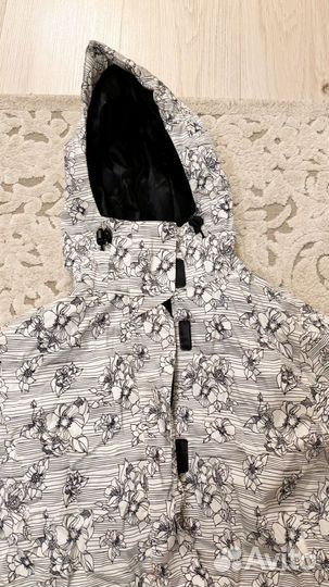 Костюм горнолыжный / сноубордическмй 42 размер