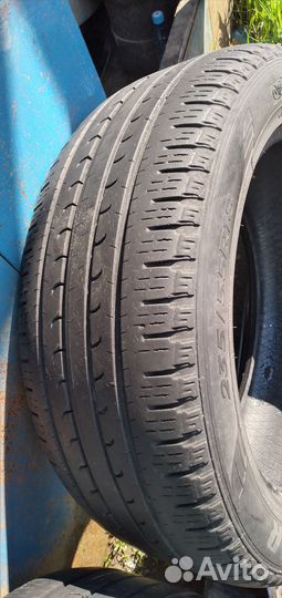 Goodyear EfficientGrip 235/55 R18