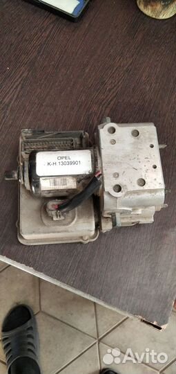 Тормоз на систему абс