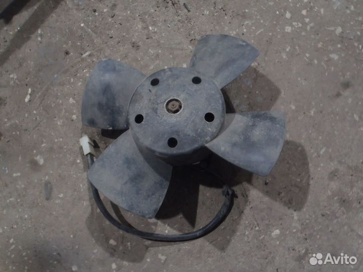 Вентилятор охлаждения радиатора Ваз LADA 2114 2006