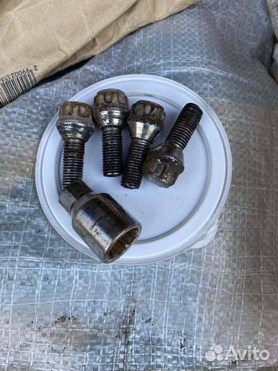 Секретные болты