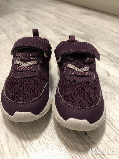 Кроссовки детские