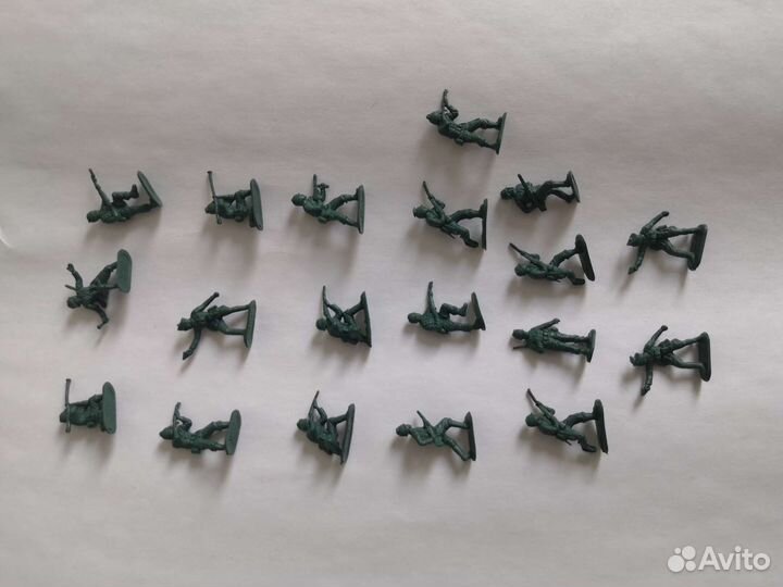 Модель солдатиков 2-3 см