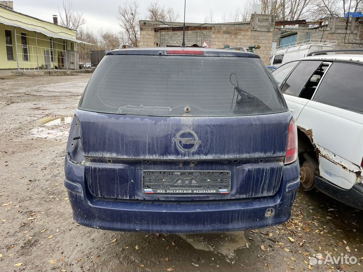 Opel astra h крышка багажника