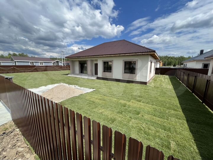 Дом 124,9 м² на участке 9 сот.