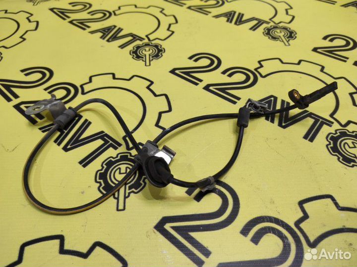 Датчик ABS передний левый Subaru Legacy BL5 EJ20X